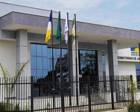 38b362519821231b75fe68b89c0276dc width